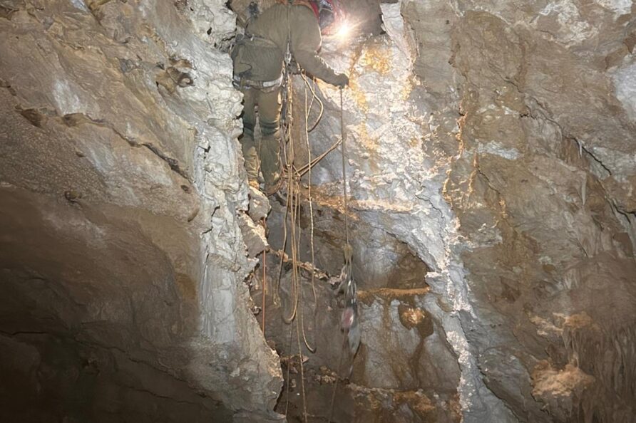 Exploration dans les cavités du Dévoluy